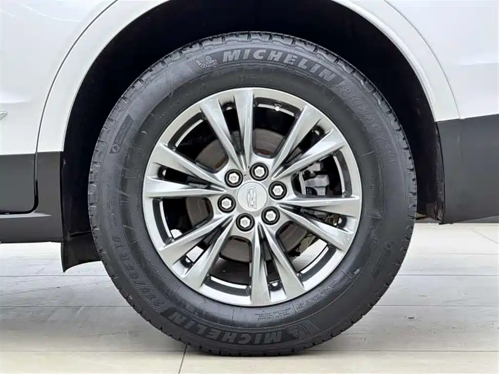 Cadillac XT5 2020 28T Luxury Model фото 16