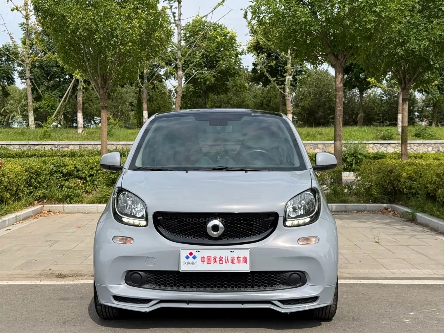 صورة 2 - smart fortwo