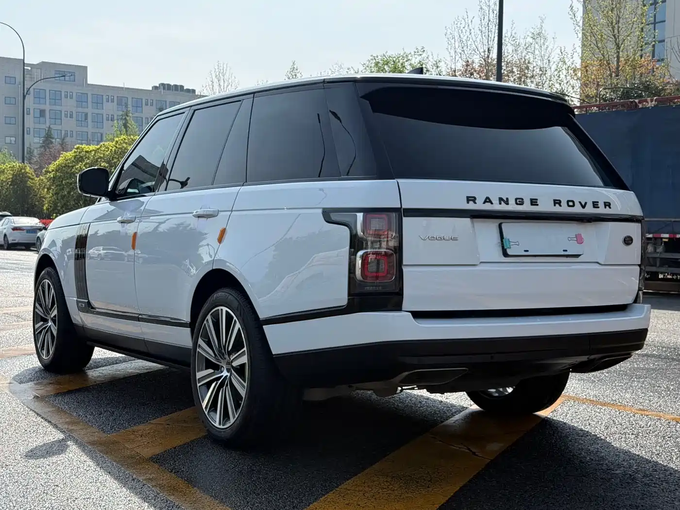 LAND ROVER RANGE ROVER