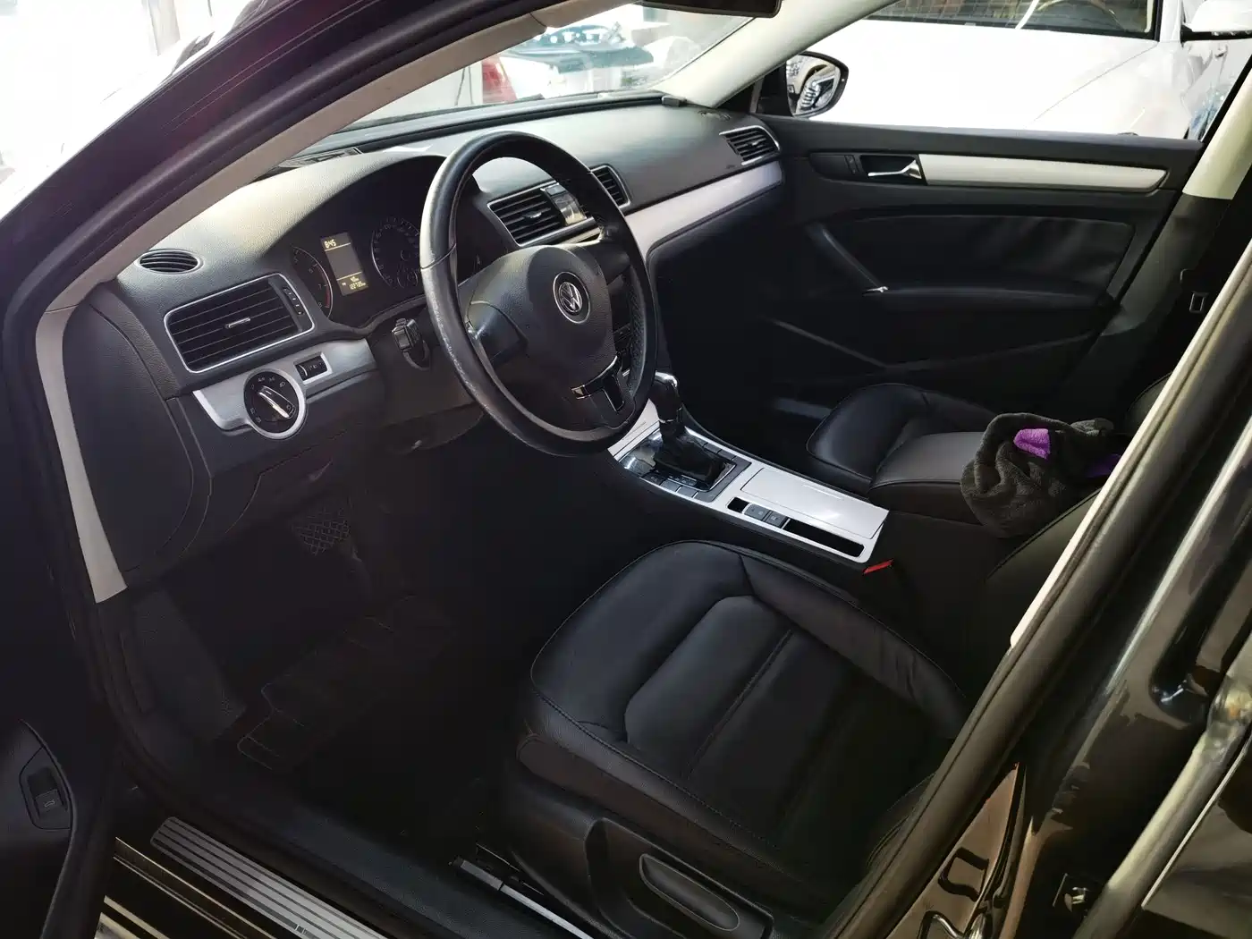 Фото 7 - Volkswagen Passat