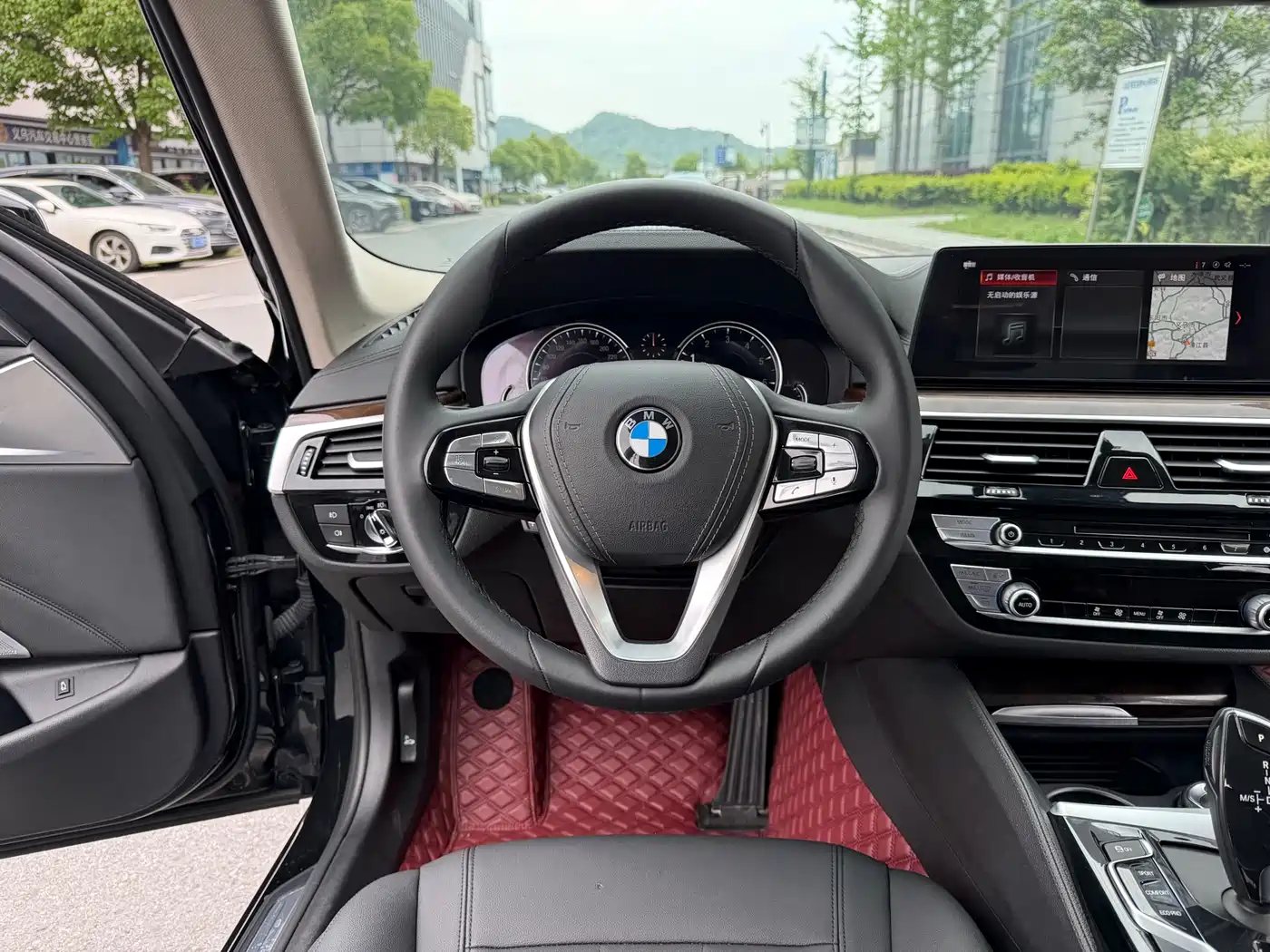 BMW 5 Series 2018 525Li Luxury Package фото 18
