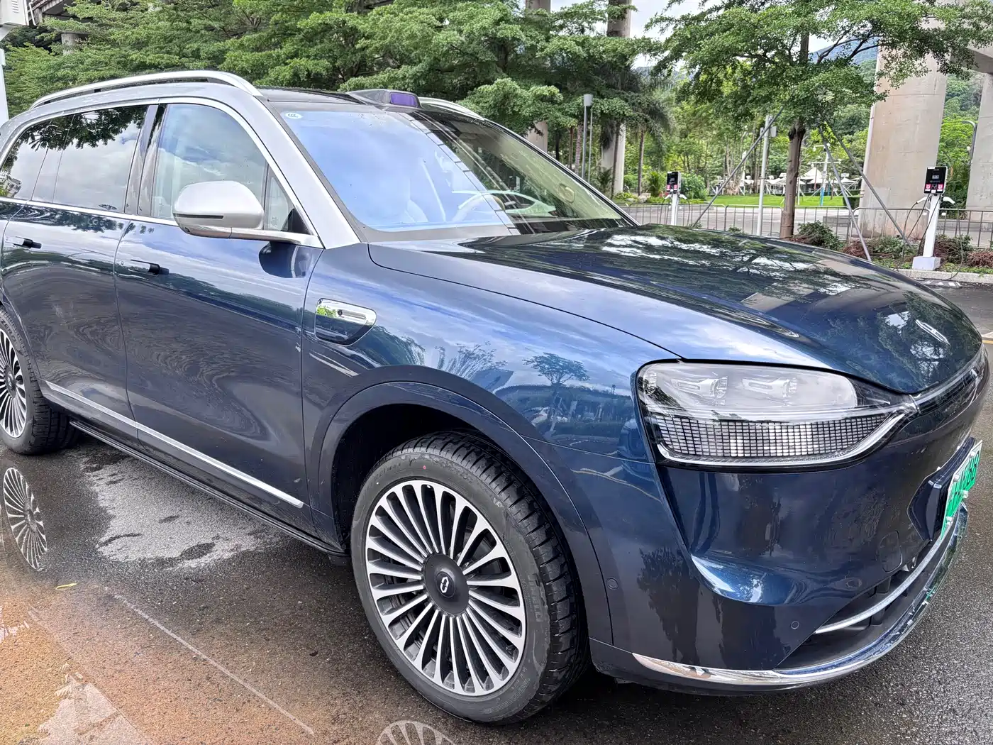 AITO Wenjie AITO M9 2025 Extended Range Ultra 52kWh 6-Seater фото 11