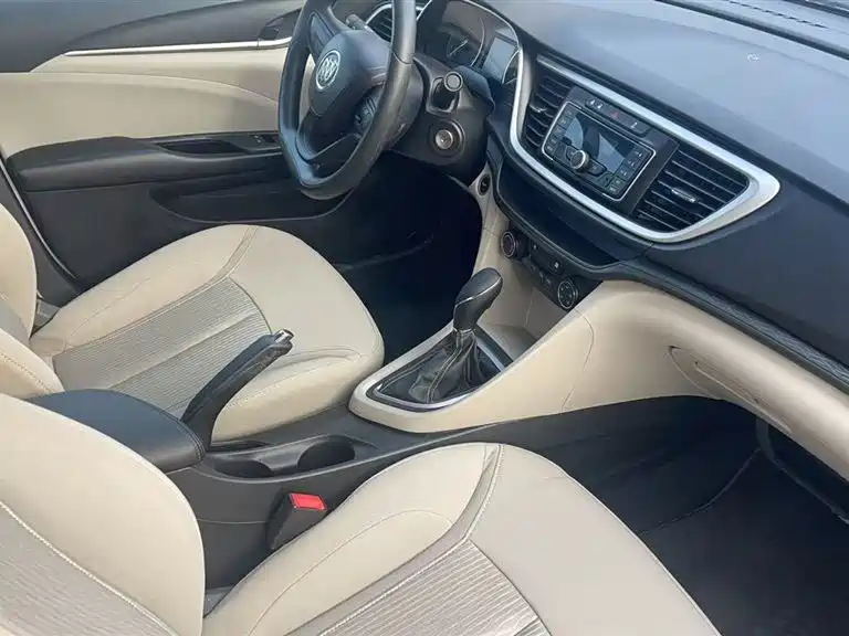 Buick Excelle 2016 15N Automatic Elite фото 3