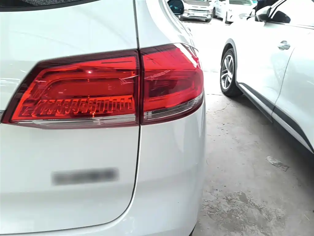 Haval H2s 2017 Blue Label 1.5T DCT Elite фото 8