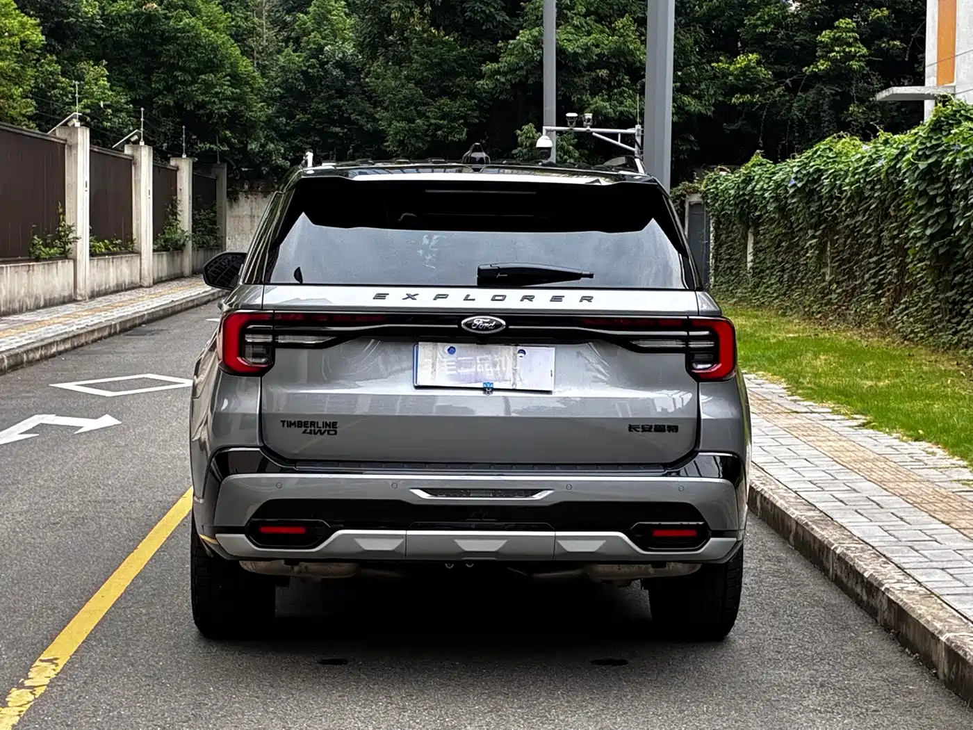 Ford Explorer 2026 2026 Model 2.3T EcoBoost Kunlun Cross Edition 5-seater