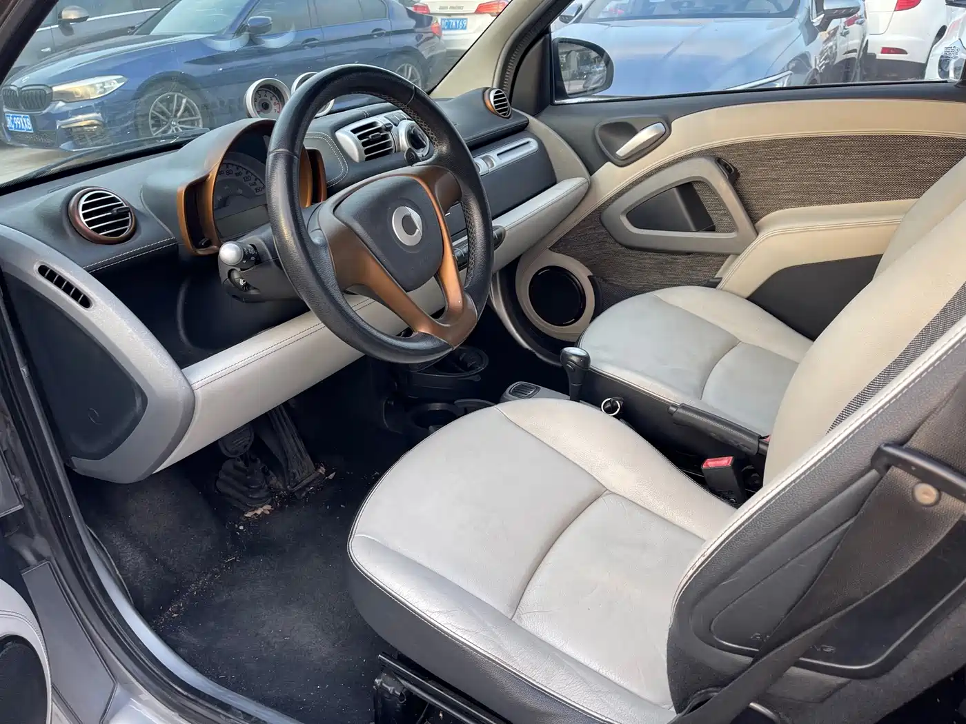 smart fortwo 2012 2012 1.0T Streamer Gray Special Edition