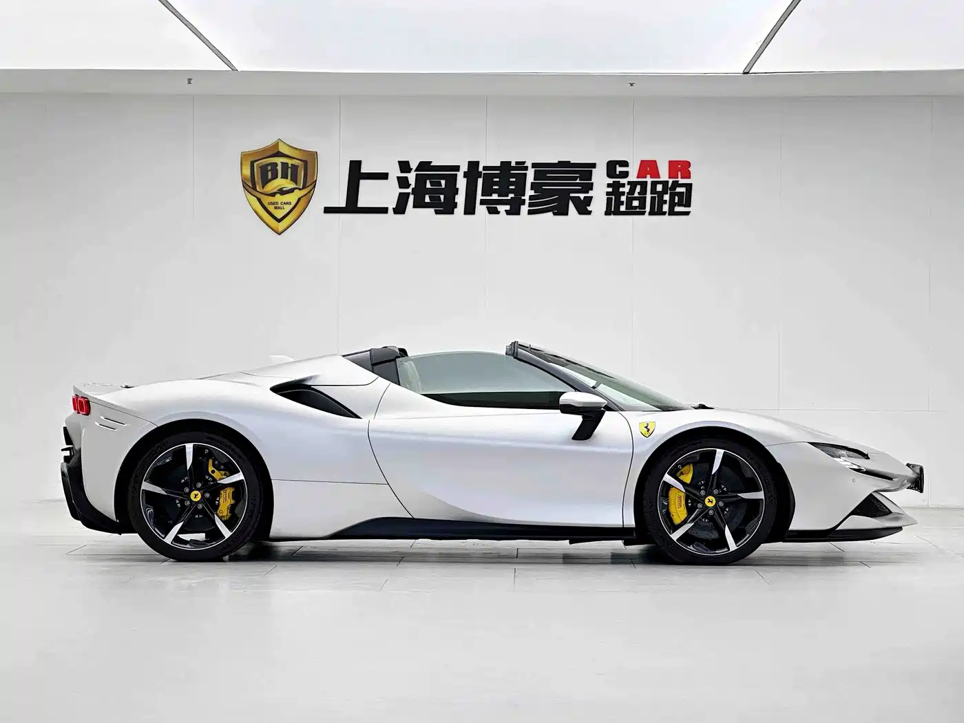 Ferrari SF90 2024 2021 3.9T V8 Spider