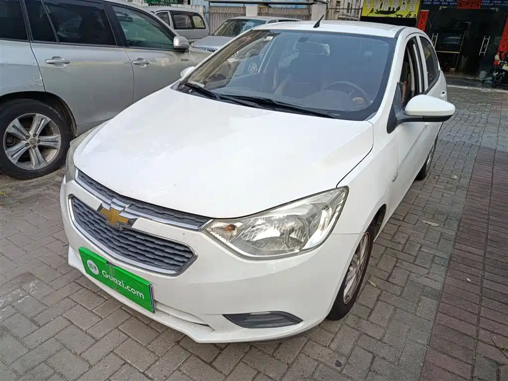 Chevrolet Sail 2015 Sail 3 1.3L AMT Ideal Edition
