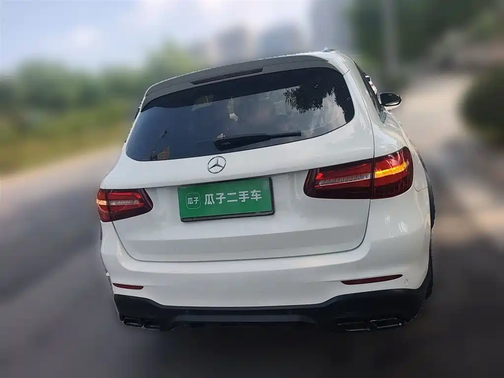 Mercedes-Benz GLC 2016 GLC 260 4MATIC Luxury фото 4