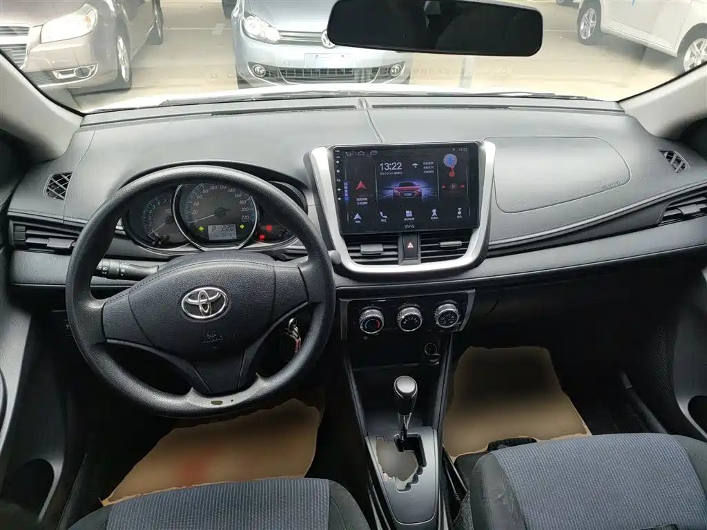 Toyota YARiS L Zhi Xuan 2019 1.5E CVT MeiDong Edition China VI фото 6
