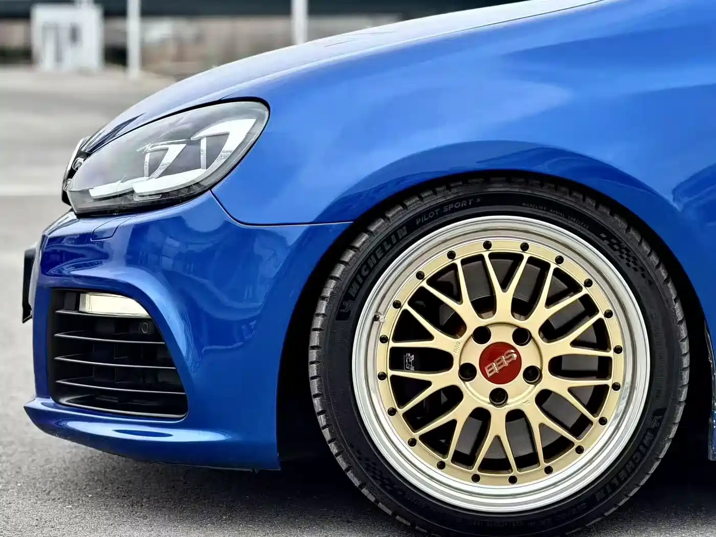 Volkswagen Golf (Import) 2011 2.0TSI R фото 5