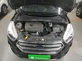 Фото 20 - Ford Kuga