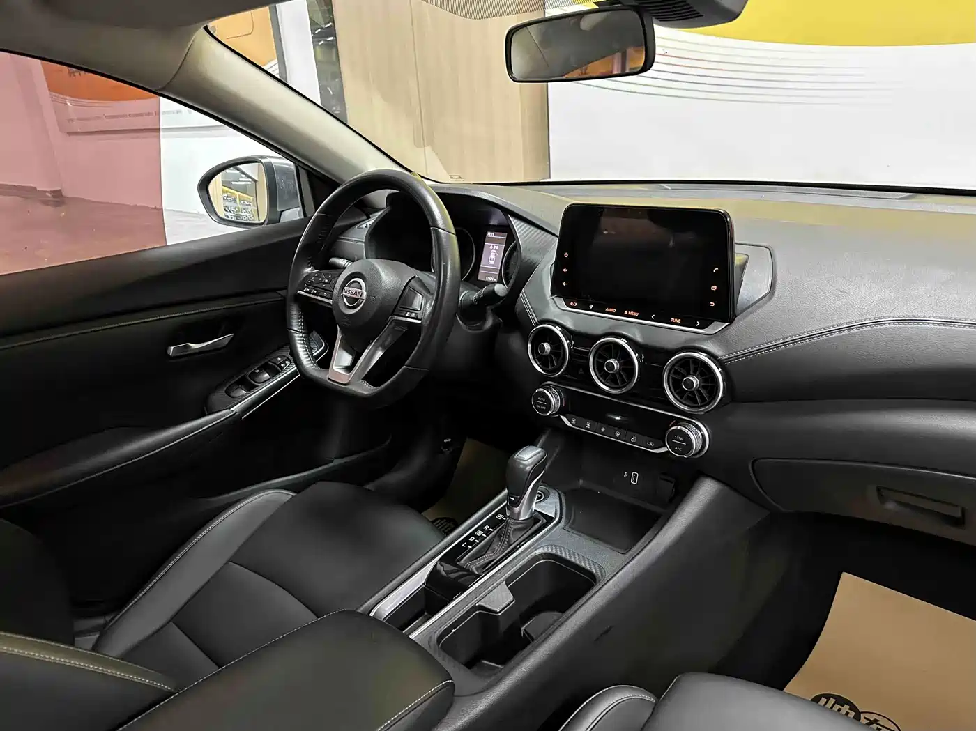 Nissan SYLPHY, миниатюра 11