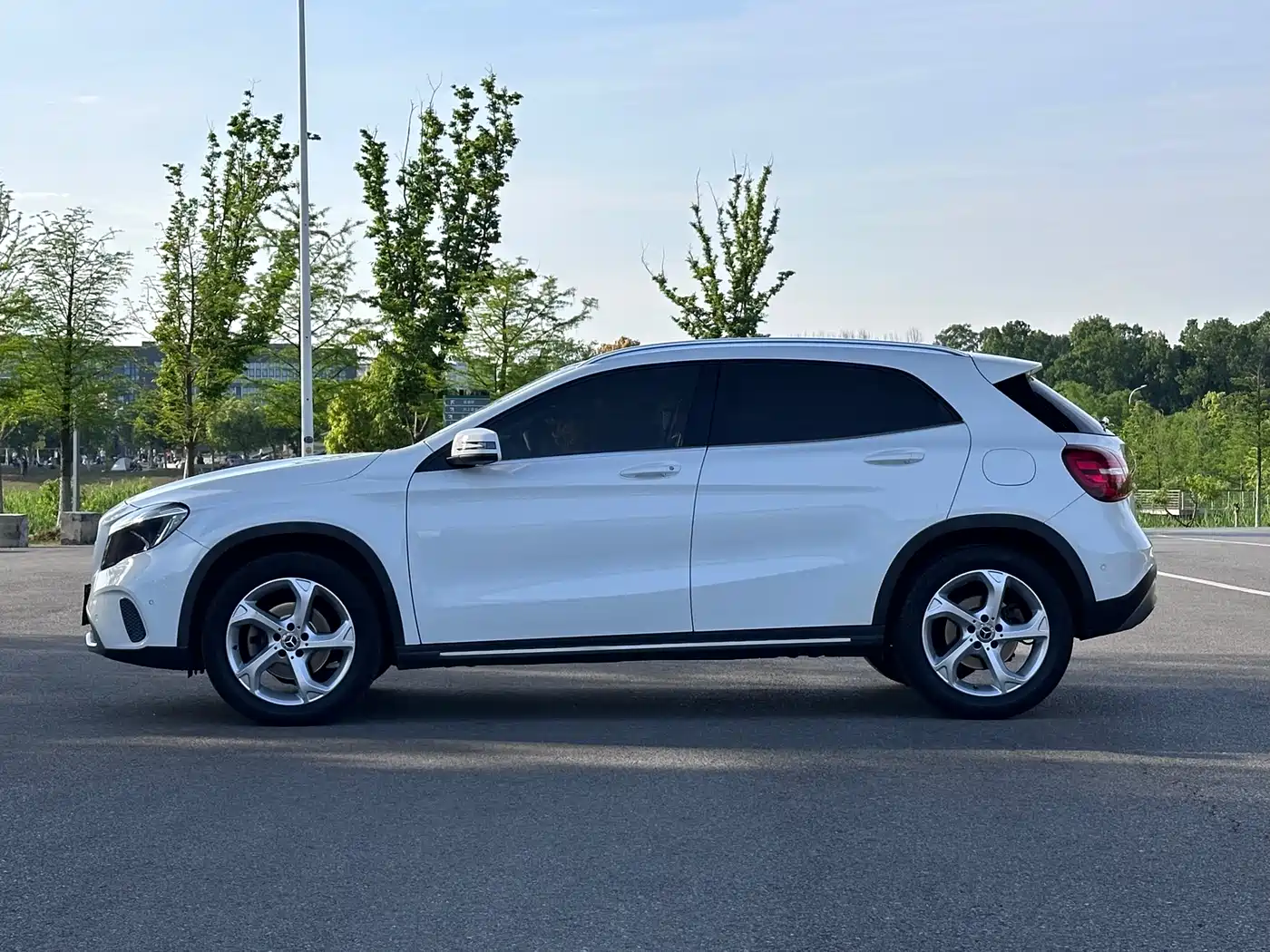 Mercedes-Benz GLA 2017 GLA 200 Dynamic фото 4