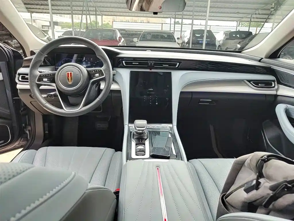 Hongqi H5 PHEV 2025 170 Super Hybrid Edition фото 10
