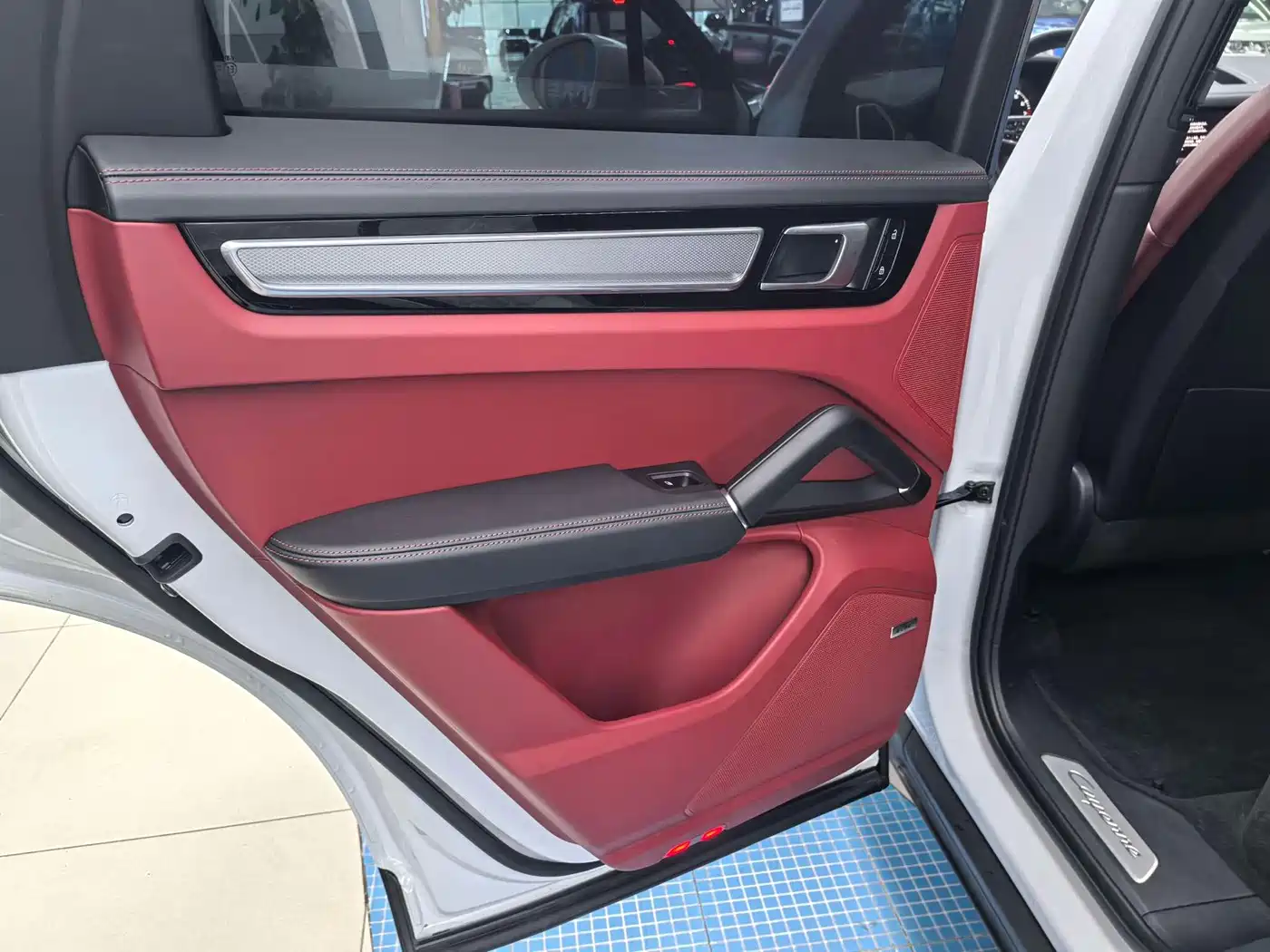 Porsche Cayenne 2023 2023 Cayenne 3.0T Platinum Edition