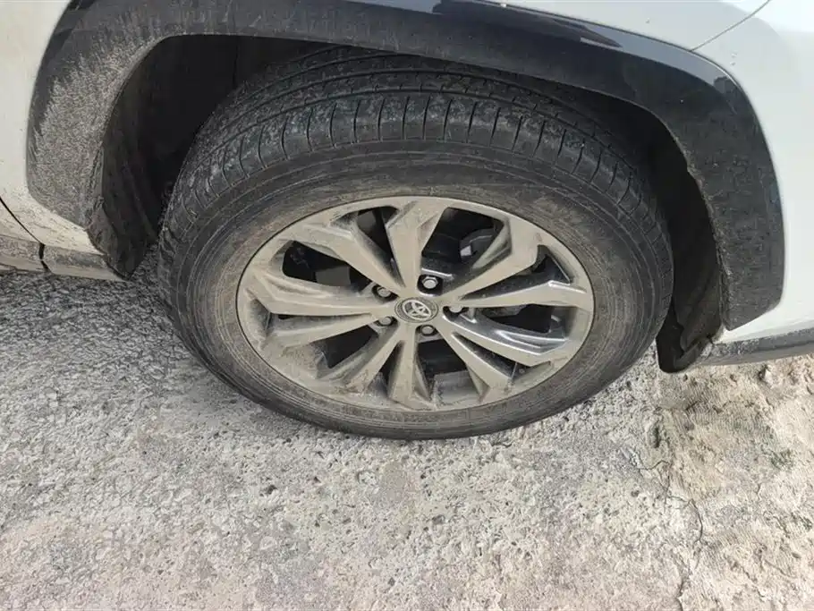 TOYOTA RAV4 RONGFANG