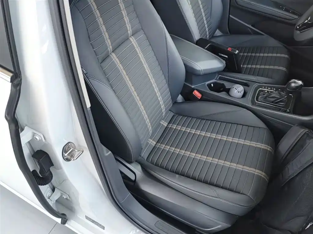 Volkswagen Lavida 2021 280TSI DSG Comfort Edition фото 25
