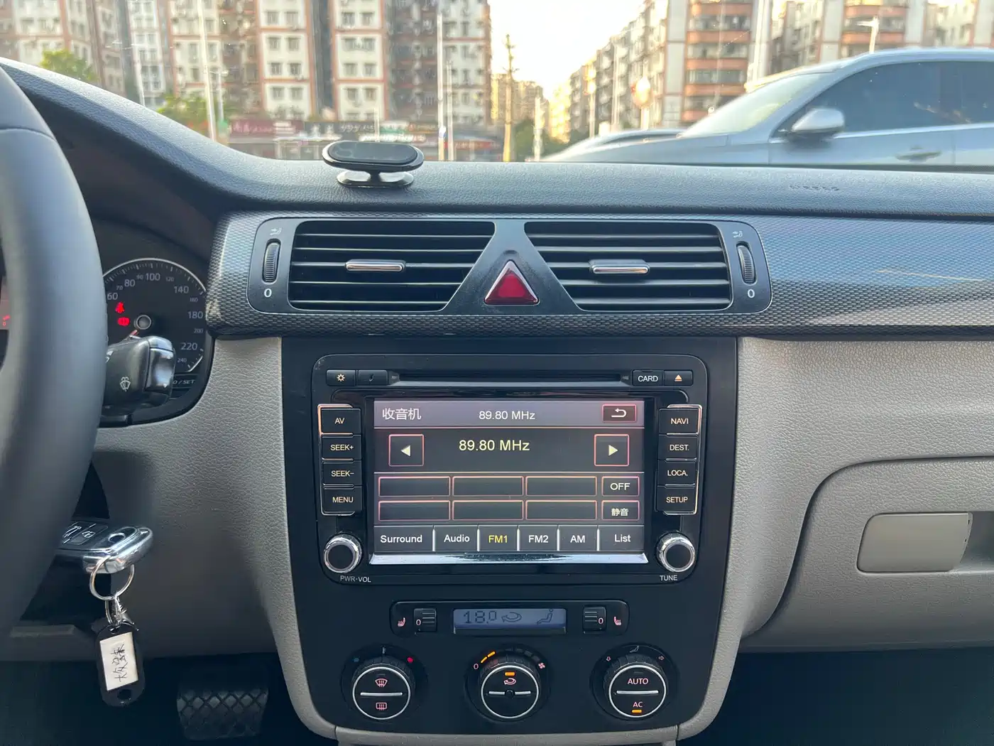 Volkswagen Bora 2013 2012 1.6L Automatic Luxury Model