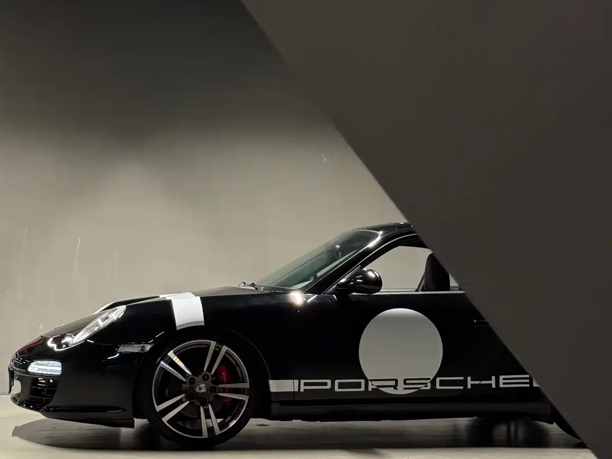 Porsche 911 2010 Carrera 3.6L фото 4