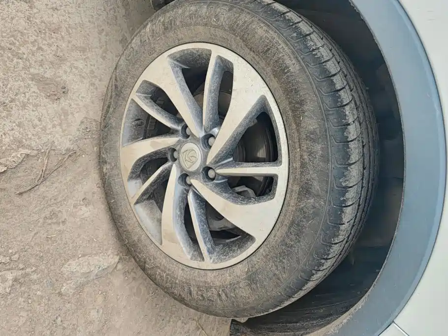 Baojun 560 2017 2017 Rhythm Edition 1.8L iAMT Premium Type
