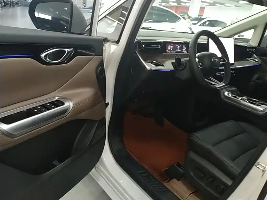 GAC Trumpchi Trumpchi E8 NEV 2024 Model 150km MAX фото 16
