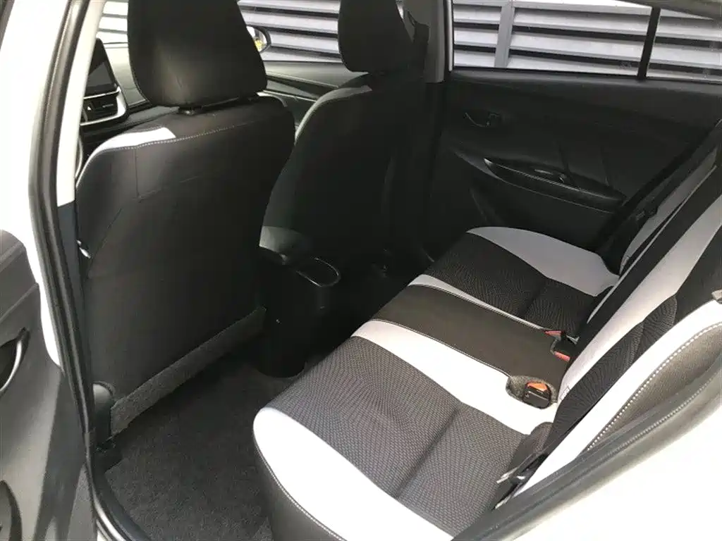 Toyota YARiS L Zhi Xuan 2020 Zhiyan X 1.5L CVT Premium Edition фото 9