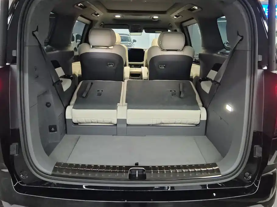 ZEEKR EXTREME KRYPTON 009