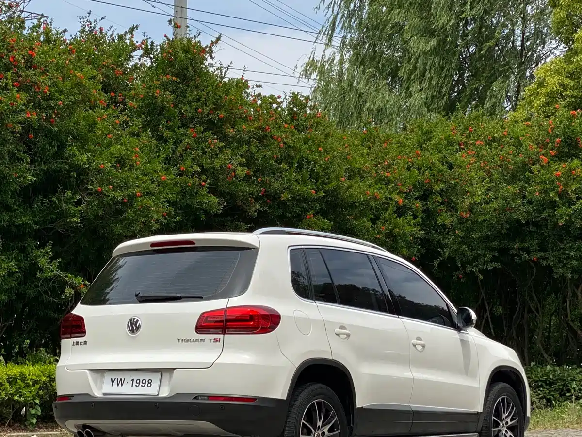 Volkswagen Tiguan 2013 1.8TSI Automatic 2WD Luxury Model фото 7