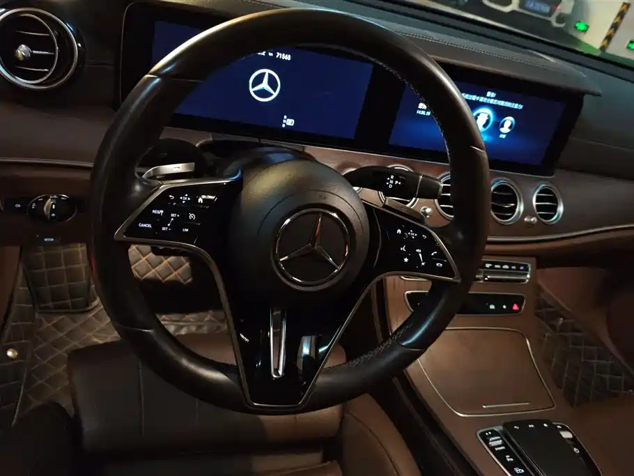 MERCEDES-BENZ E CLASS