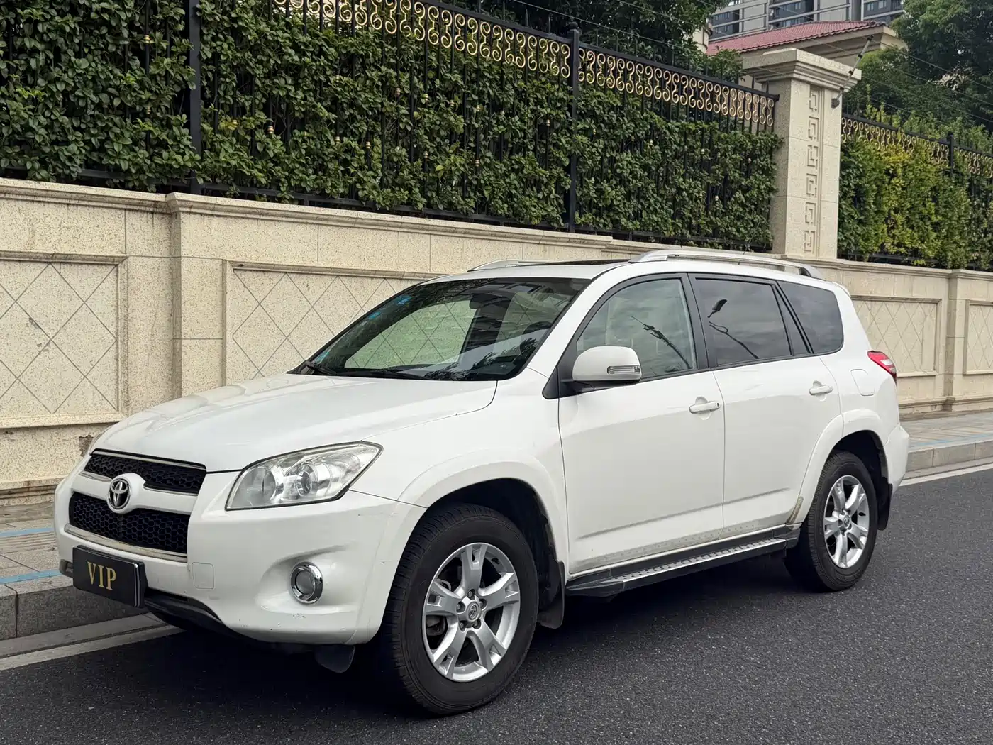 Toyota RAV4 (Import) 2011 2011 Base Model