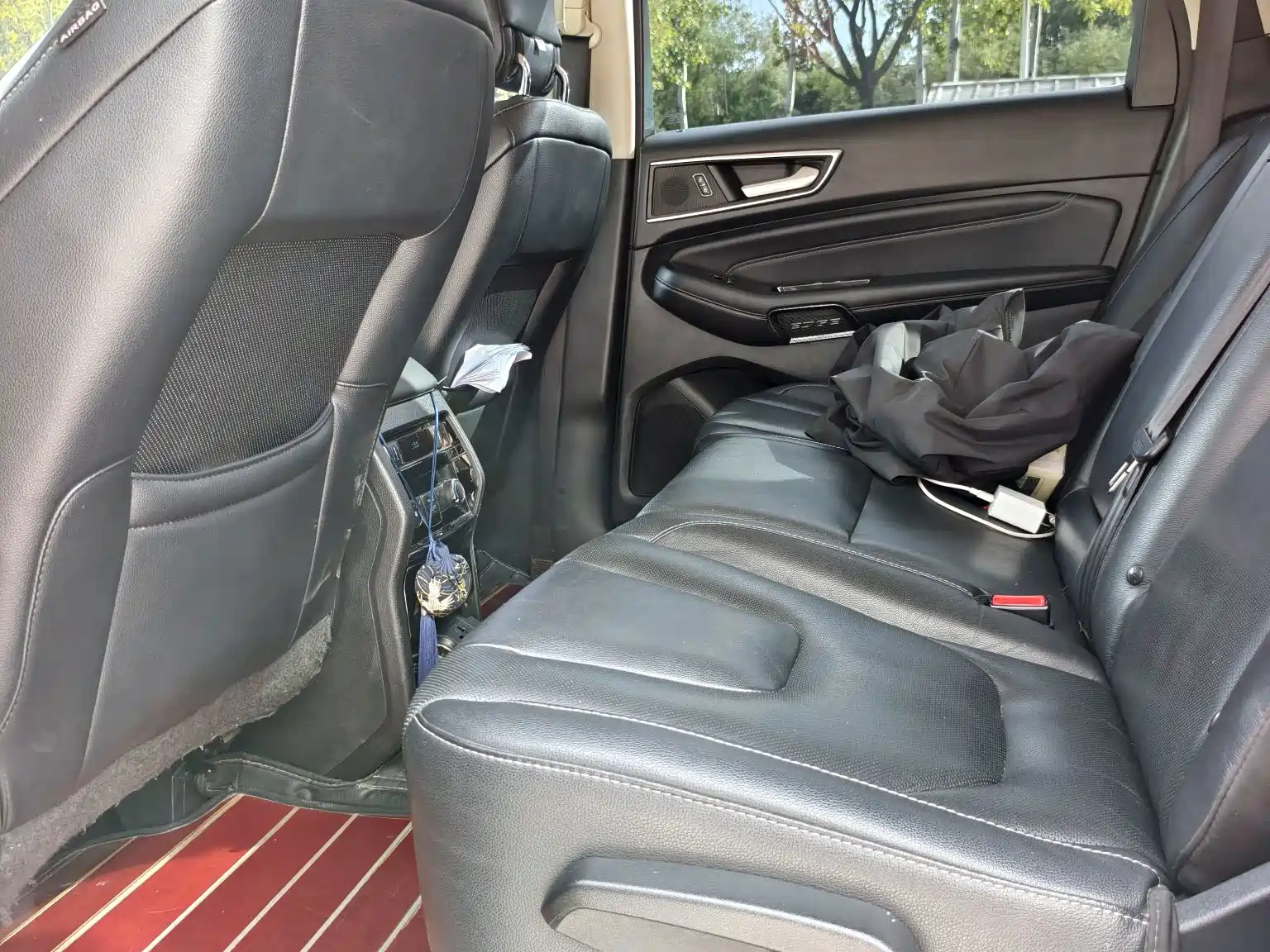 Фото 4 - Ford Edge