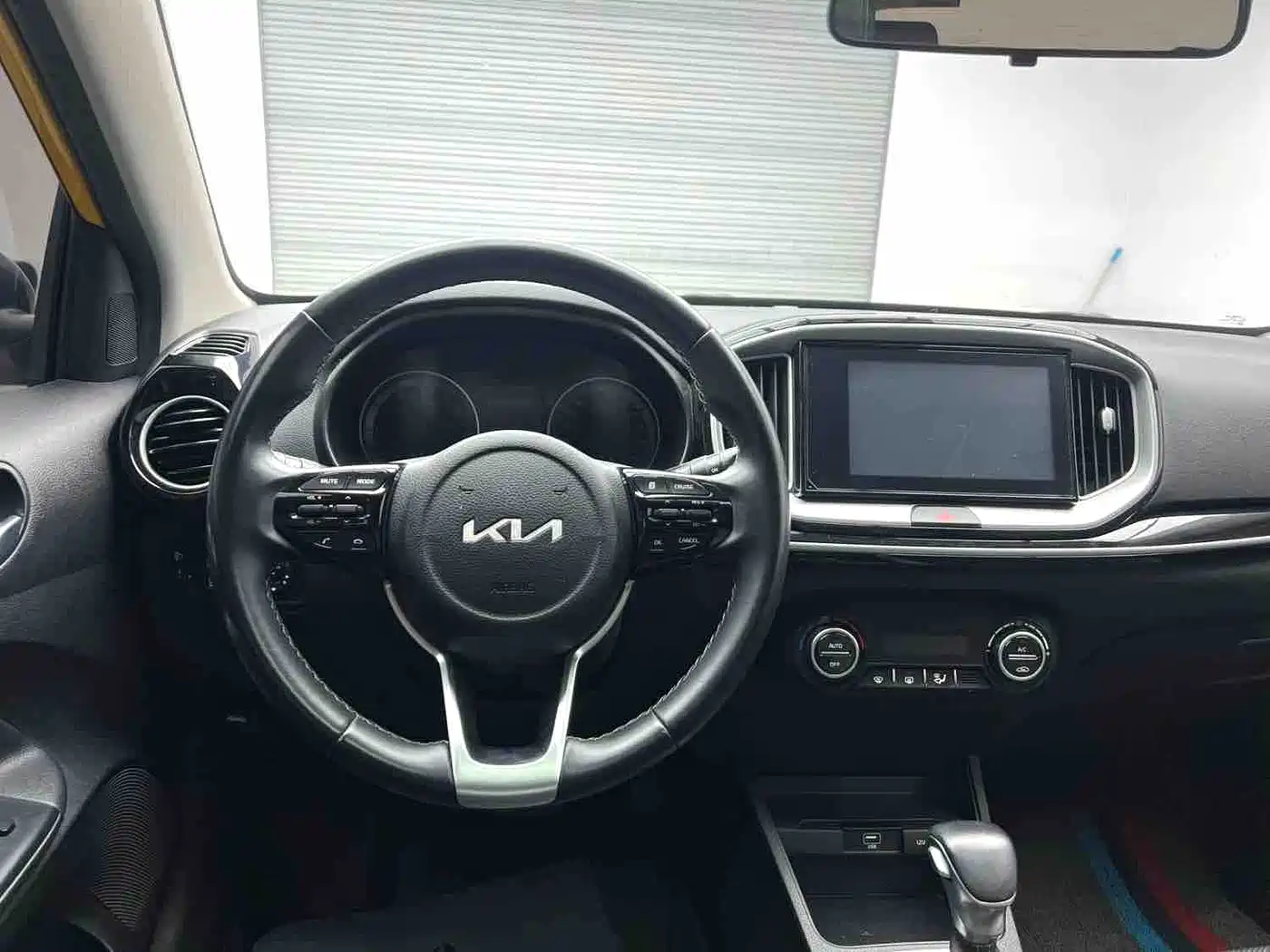 Kia KX1 2021 1.4L CVT Sunroof Version фото 13