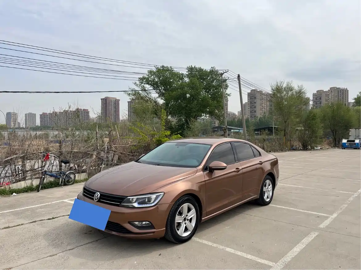 Volkswagen Lamando 2017 230TSI DSG Trend Edition