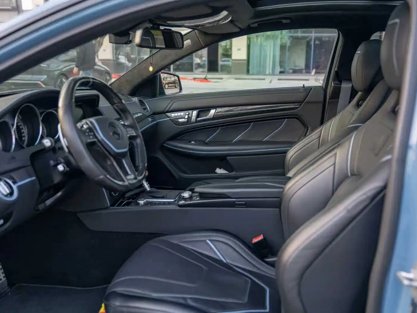 Mercedes-Benz C-Class AMG 2012 AMG C 63 Coupe High Performance фото 9