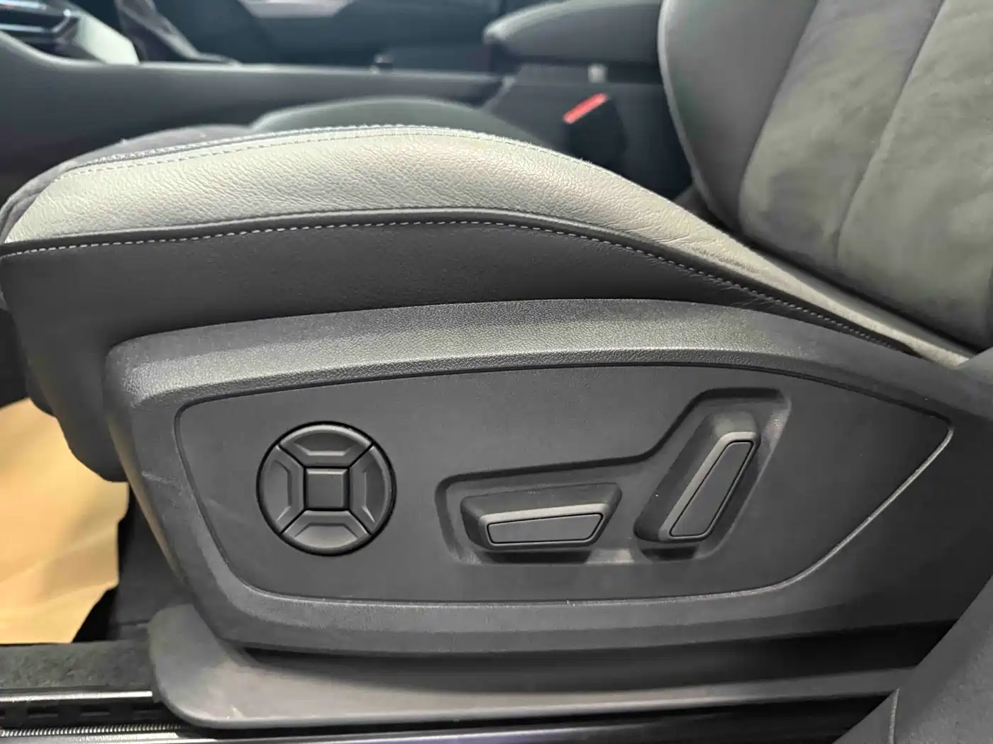 Audi Q3 2022 35 TFSI Fashion Dynamic фото 16