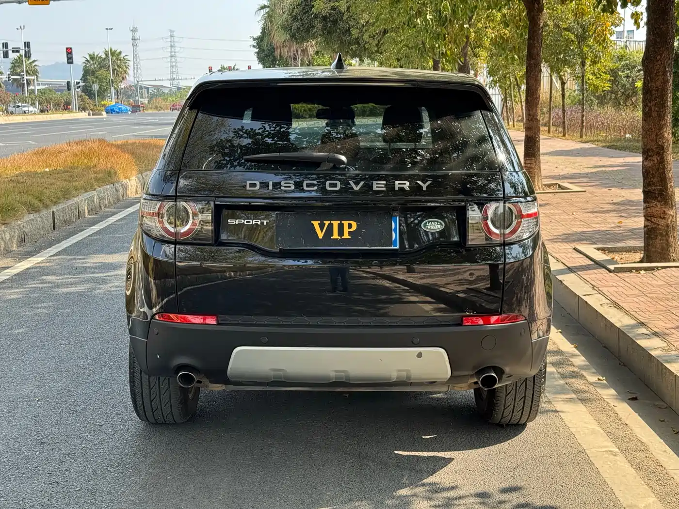 Land Rover Discovery Sport 2018 240PS SE Edition фото 3