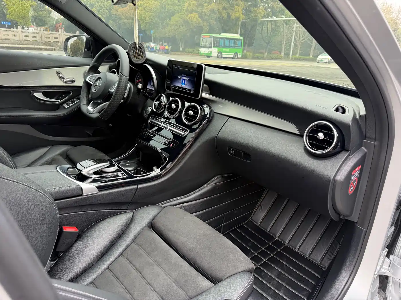 Mercedes-Benz C-Class 2018 C 200 Sport Edition фото 13