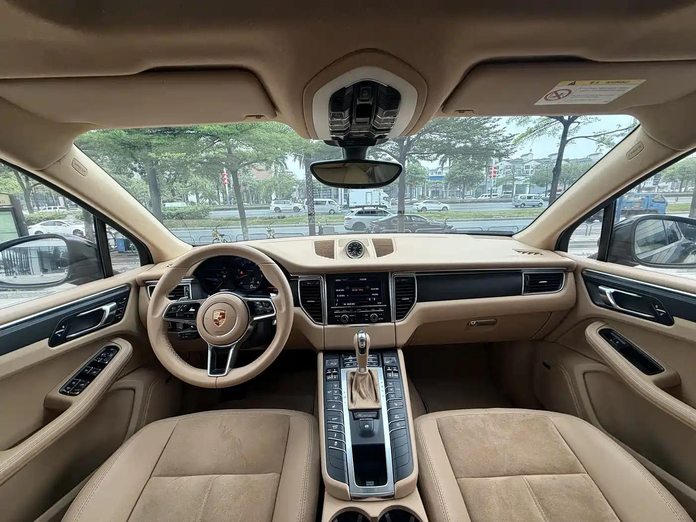 Porsche Macan 2016 Macan 2.0T фото 17