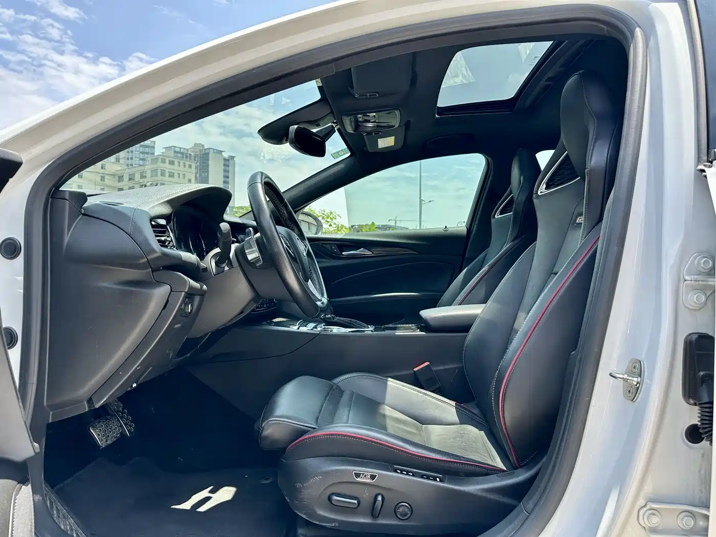 Buick Regal 2017 GS 28T Luxury Type фото 7