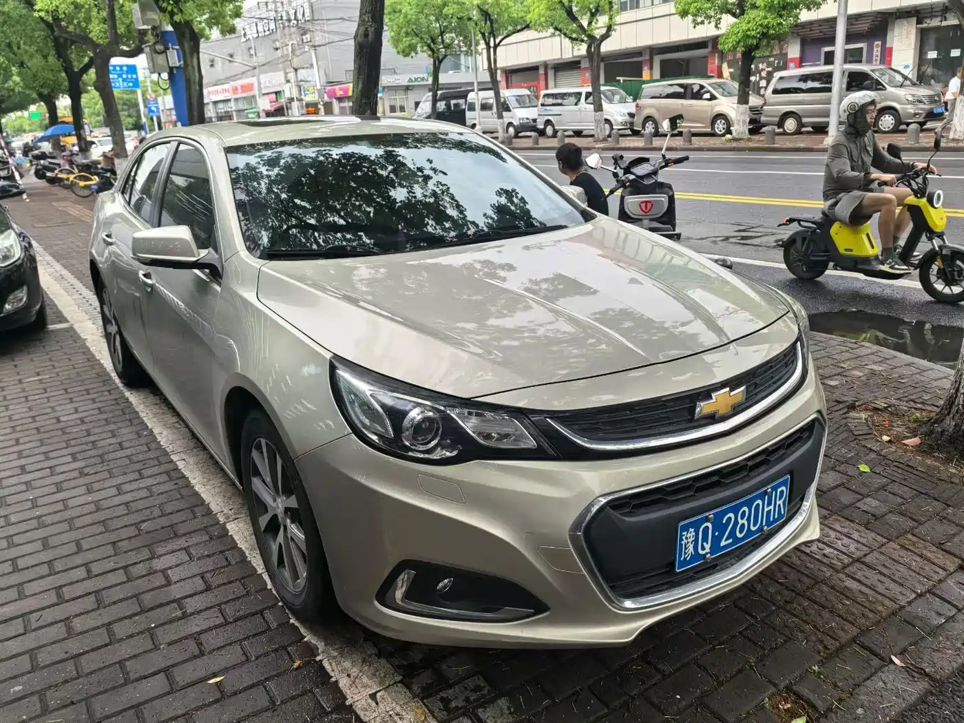 Chevrolet Malibu 2016 2.0L Automatic Luxury фото 3