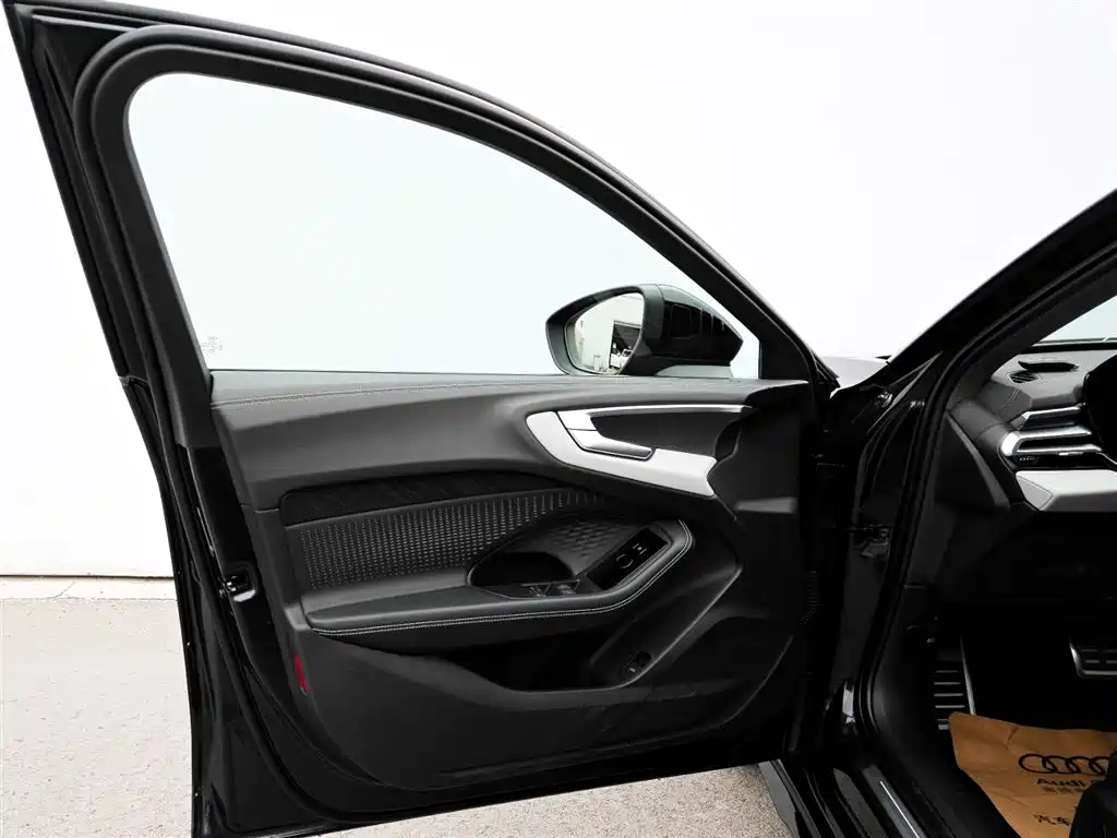 Audi A5L 2025 2.0T Sport Edition Plus фото 9