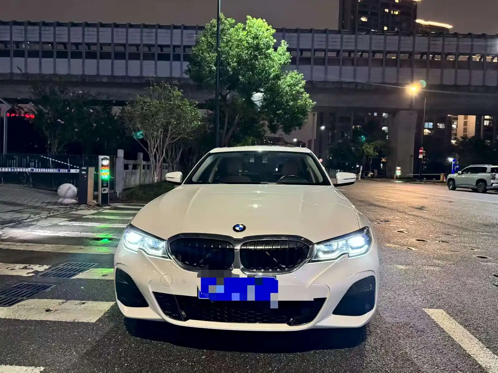 Фото 1 - BMW 3 Series