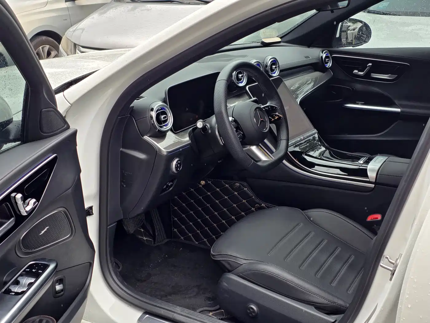 Mercedes-Benz C-Class 2024 C 260 L Sport фото 2