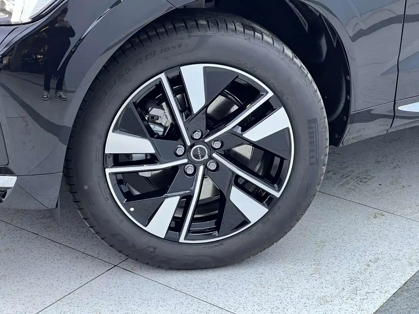 Volvo XC60 2026 2026 Model B5 AWD Premium Luxury