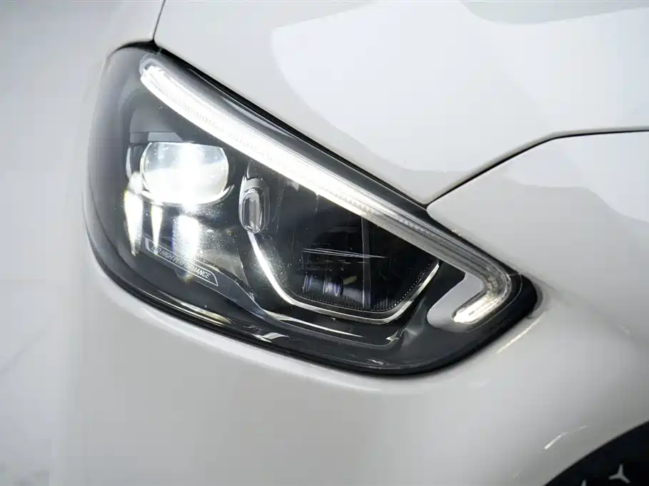 Mercedes-Benz C-Class 2023 Facelift C 260 L Sport Edition фото 12