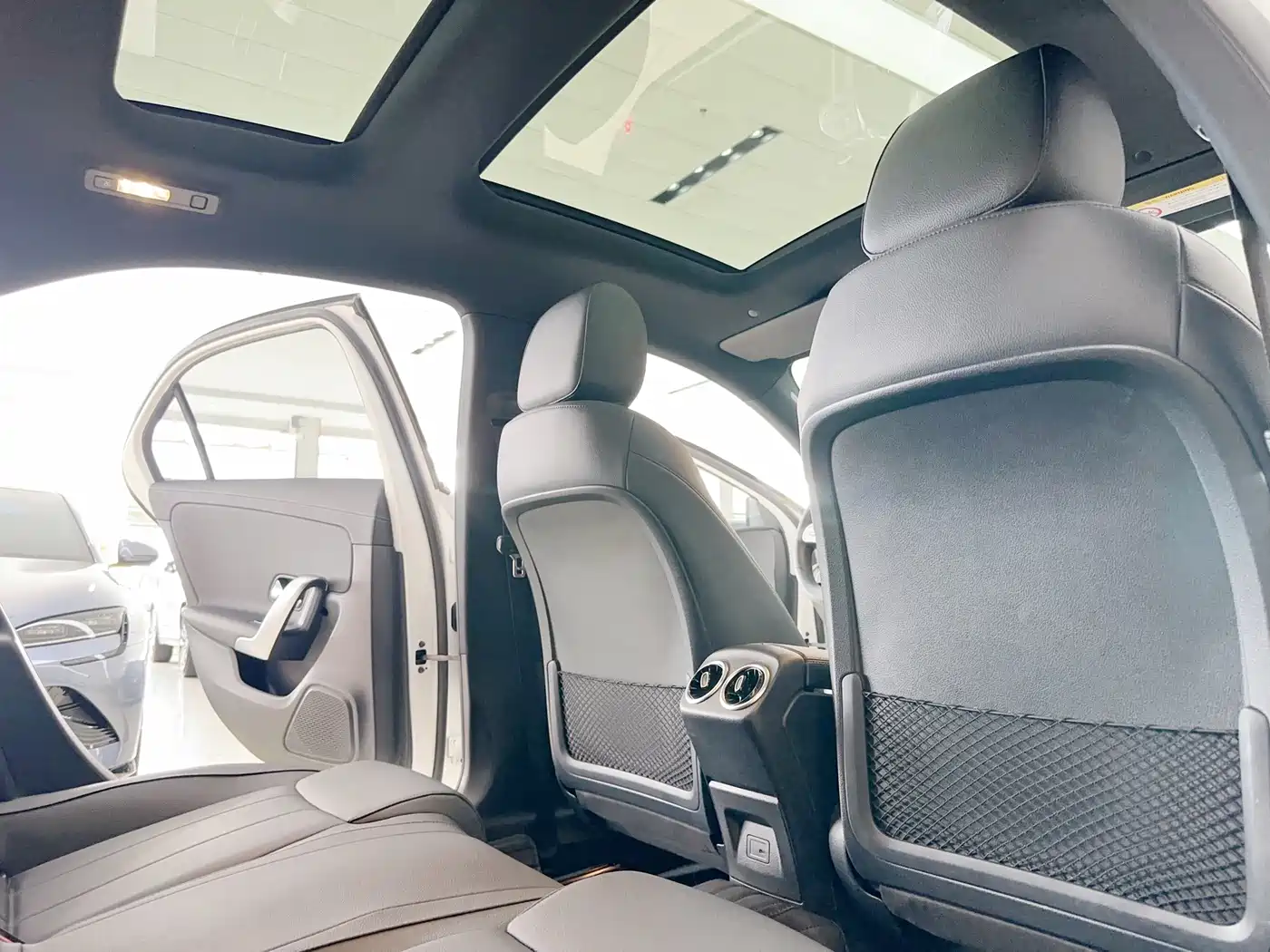 Mercedes-Benz A-Class 2022 A 200 L Sport Sedan Style фото 13
