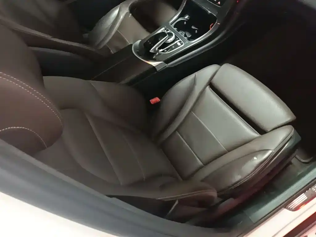 Mercedes-Benz GLC 2016 GLC 200 4MATIC фото 25