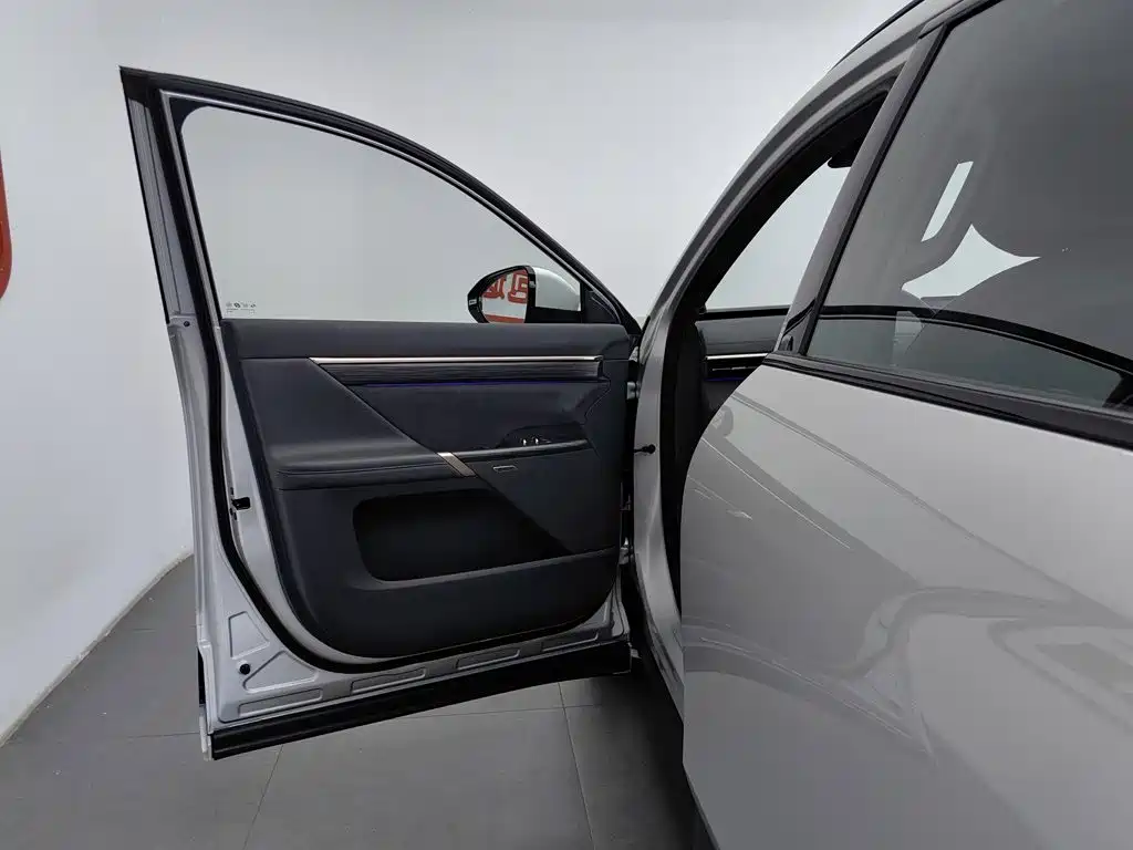 Dongfeng Yipai eπ008 2024 2024 210Max Range Extender 6-Seater