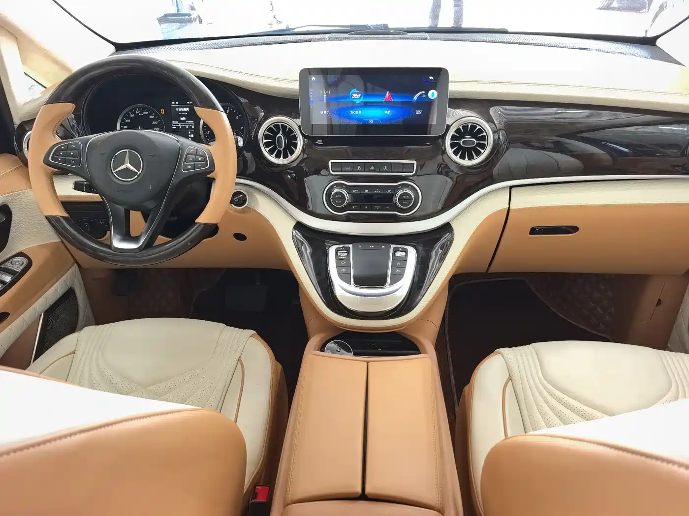 Mercedes-Benz Vito 2021 2.0T Business Edition 7-seater фото 11